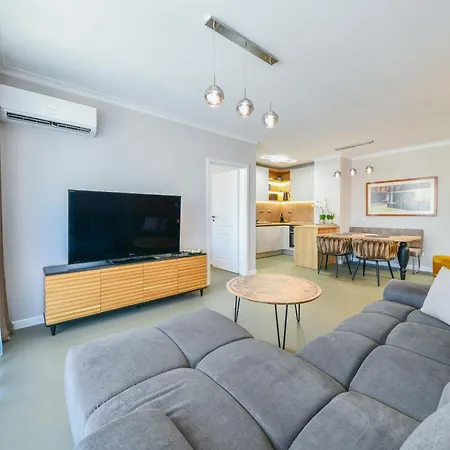 The Nest Retreat